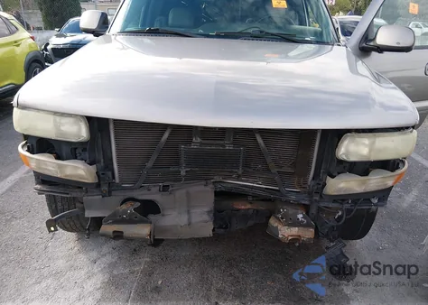 2003 Chevrolet Tahoe Lt z USA, uszkodzony, nr VIN 1GNEC13Z13R200258